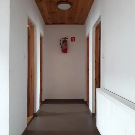 Pokoje Goscinne Kolorowa * Nowecin