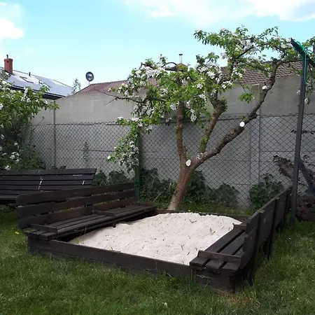 בית הארחה Goscinne Kolorowa Nowecin