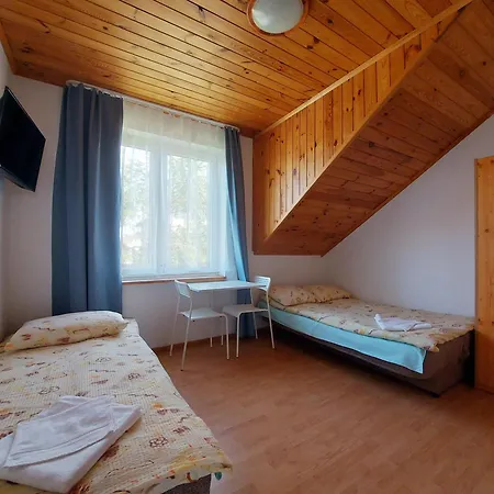 Goscinne Kolorowa בית הארחה Nowecin