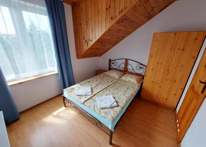 Goscinne Kolorowa Πανσιόν Nowecin